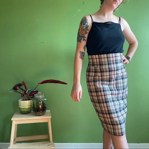 Plaid pencil skirt - Picture 3 of 7